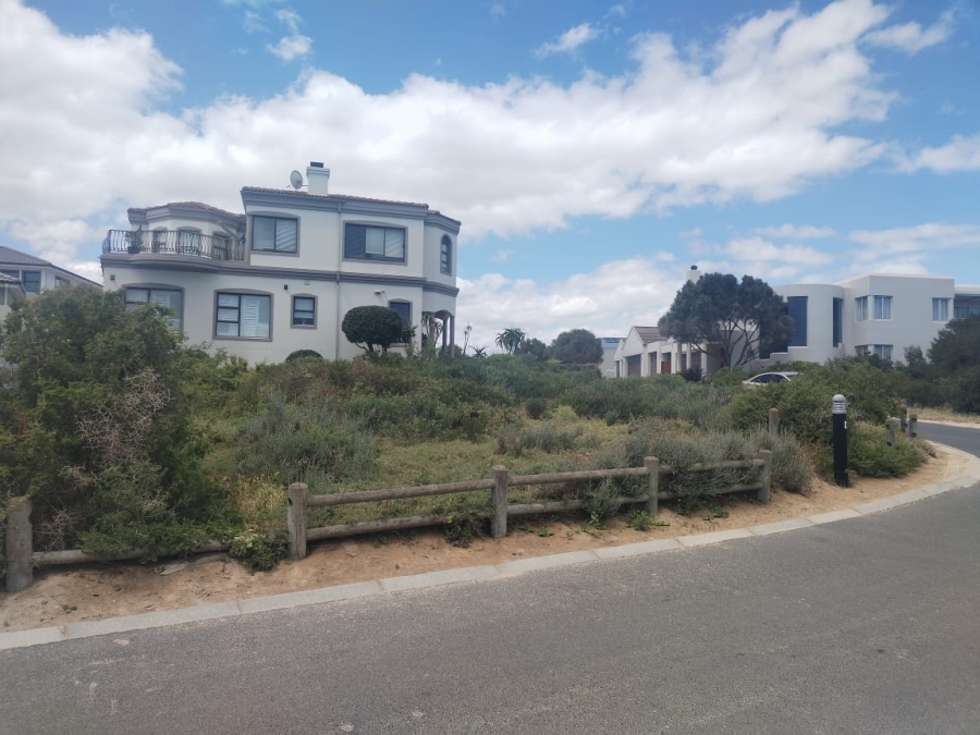  Bedroom Property for Sale in Calypso Beach Western Cape